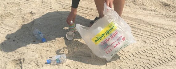 Parrot “Svitz” and colleagues support World Cleanup Day 2019