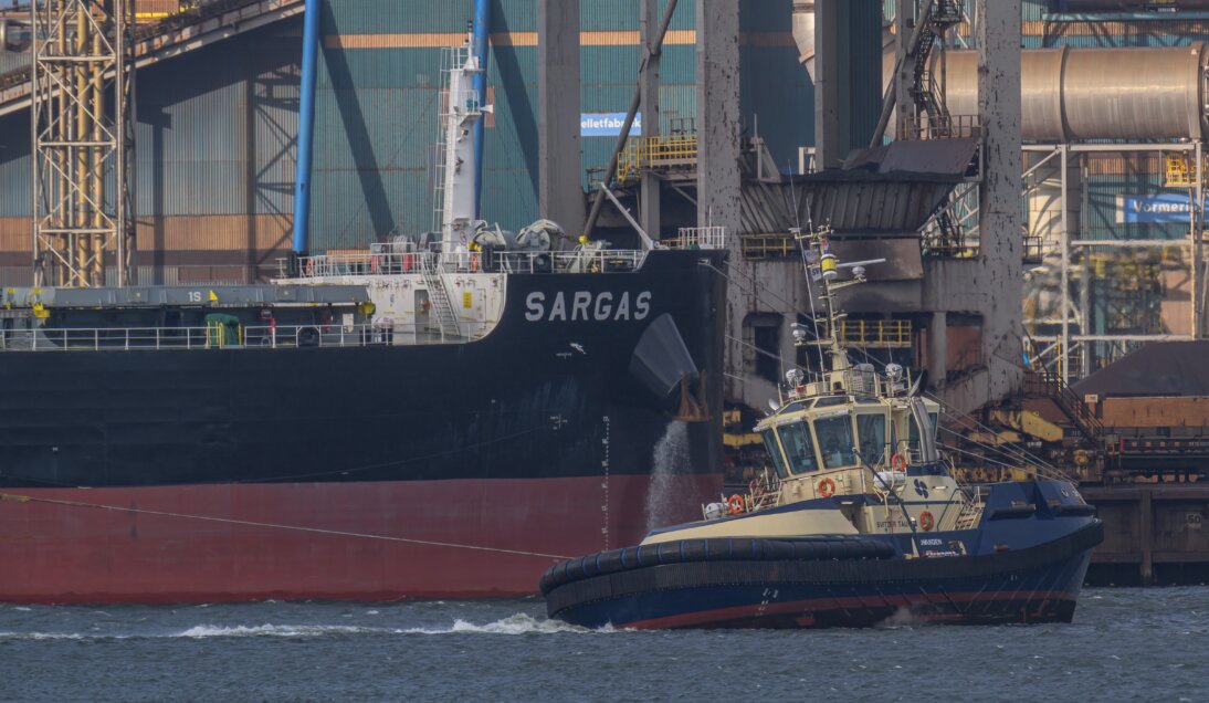 Towage can unlock productivity as ports face record congestion levels