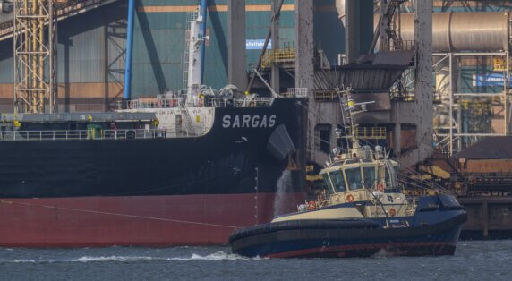 Towage can unlock productivity as ports face record congestion levels